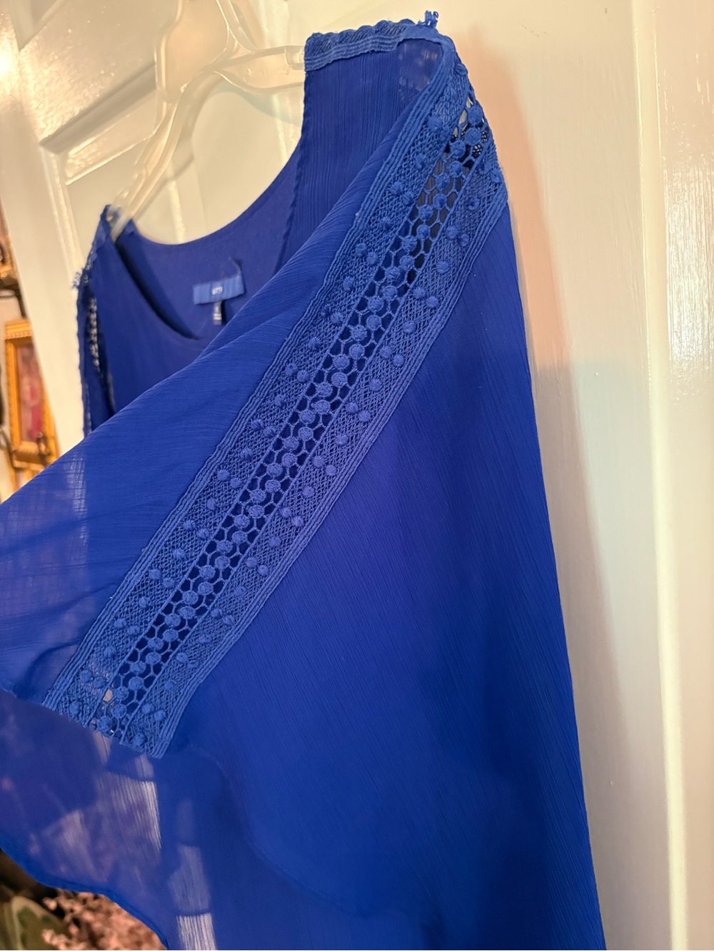 Apt. 9 Blue Chiffon Flutter Sleeve Blouse - Picture 3 of 4